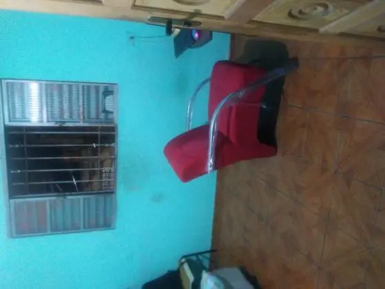 Vende-se Sobrado 6 comodos Parque Colonial