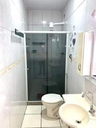 Vendo casa frente de rua em Anchieta