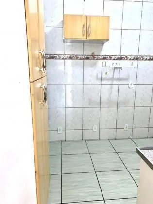 Vendo casa frente de rua em Anchieta