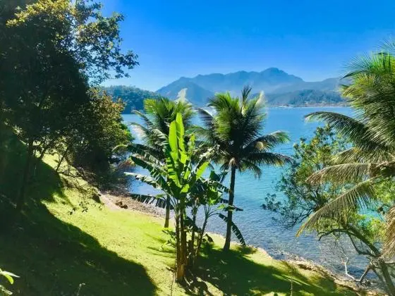 ALUGO CASA EM ANGRA DOS REIS