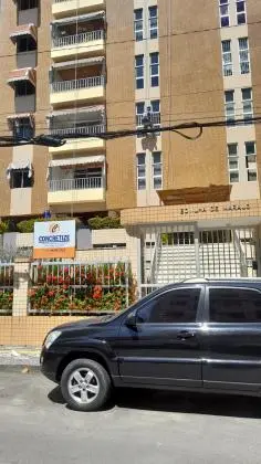 Esplêndido Apartamento no Costa Azul: 3/4 e 3 banheiros sendo 1 suite