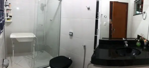 Casa no Setor Bougainville para locação muito bem localizada, próximo a UniEvangélica