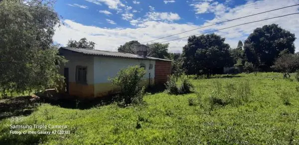 Lote de 1000 m com casa simples
