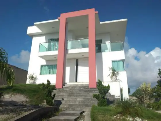 VENDE-SE CASA EM COROA VERMELHA (Santa Cruz Cabrália/BA)