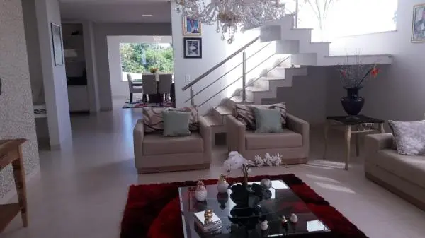 VENDE-SE CASA EM COROA VERMELHA (Santa Cruz Cabrália/BA)