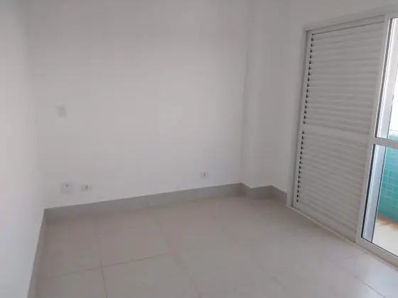 Apartamentos com 2 quartos a uma quadra da UEM para venda direto com o proprietário