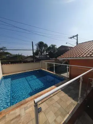 Vende-se casa no Centro de Itanhaém