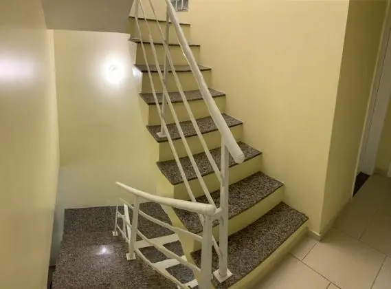 Casa Triplex - Frente a Praia do Saco - 2 qts + 1 suite - R$ 450 mil
