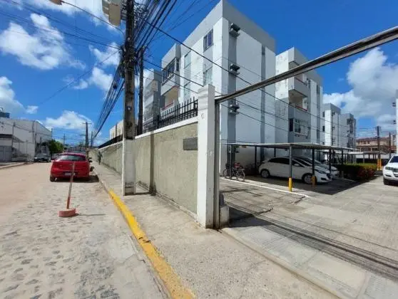 VENDE-SE IMOVEL REFORMADO - PIEDADE