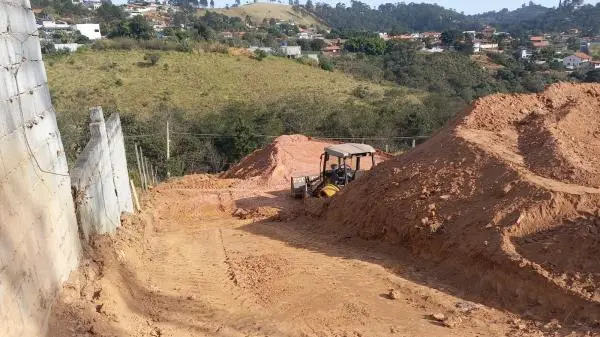 Terreno de 750m2 á Venda