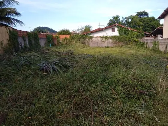 Terreno em Condomínio Fechado