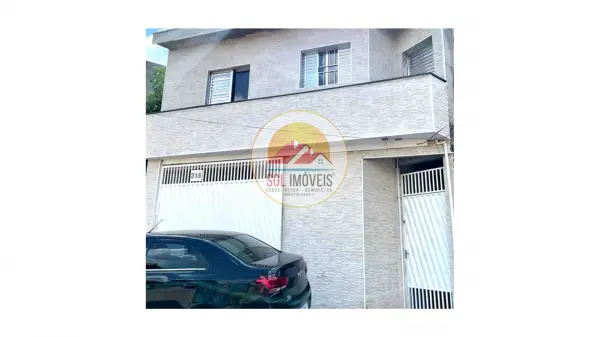 Vende - se Casa de 237m2