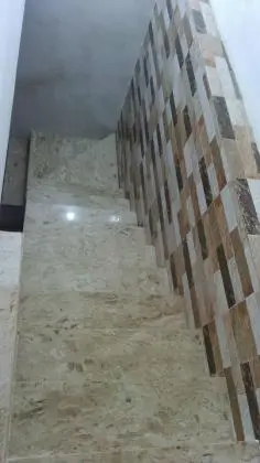 Vende - se Casa de 380m2