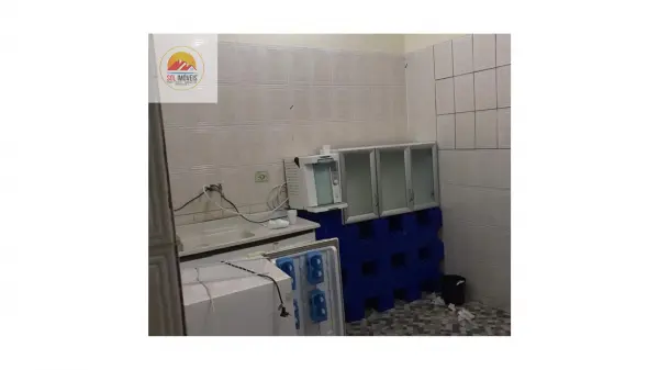 Vende - se Galpão Industrial de 600m2