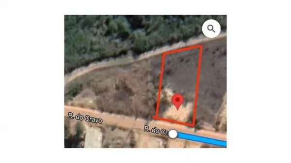 Vende - se Terreno de 1.000m2