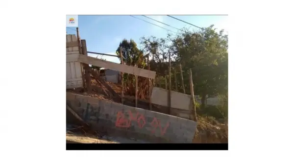 Vende - se Terreno de 125m2