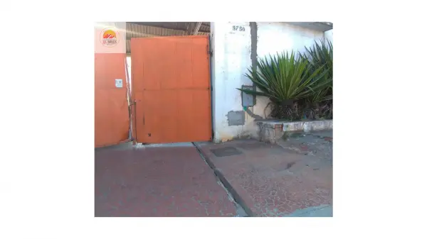 Vende - se Terreno de 17.500m2