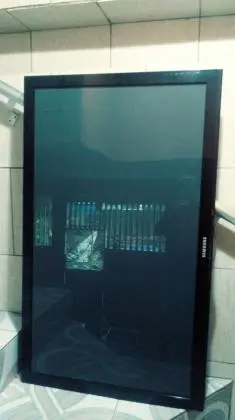 Vendo TV Samsung de 50 polegadas de Plasma