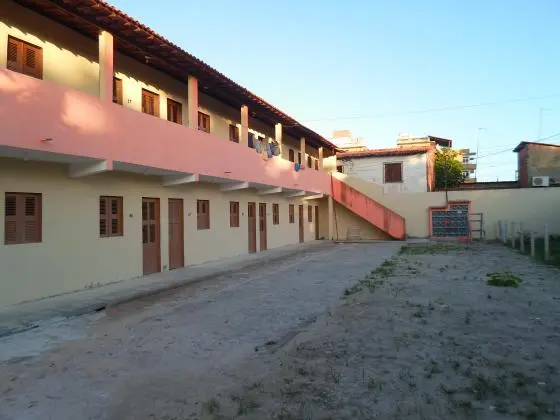 Apartamento Praia do Futuro, Condômino Fechado e Grátis, 01 Vaga
