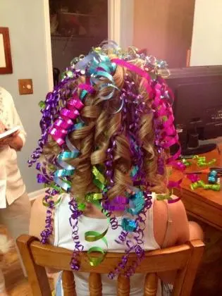 CABELO FASHION COLORIDOS SPRAYS GLITTERS PENTEADOS PARA FESTAS