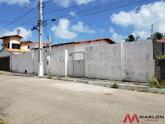 Excelente Casa em Nisia Floresta, Praia de Pirangi, 3 quartos, à 400m da beira mar