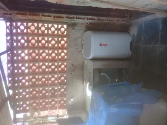 Vendo troco casa com loja em Vespasiano mg