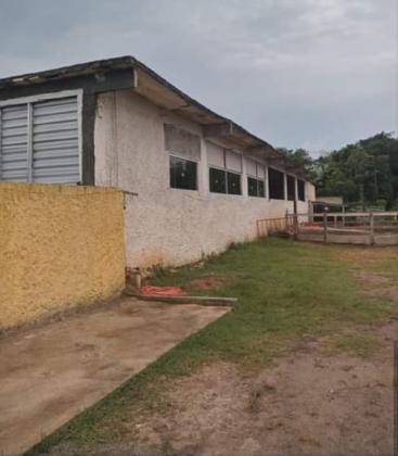 Aluguel de Galpão com 600m² em Itaipuaçu, Maricá - Próximo à Reserva Verde