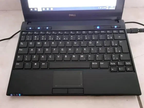 Netbook Dell, Windows 10, 250Gb de Hd, com Ç, tampa emborrachada
