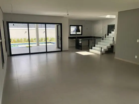 CASA LINDA PARA VENDA NO CONDOMINIO CAPITAL VILLE FACHADA INPONENTE R$1.890.000
