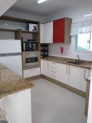 CASA TERREA EM PERUIBE-SP