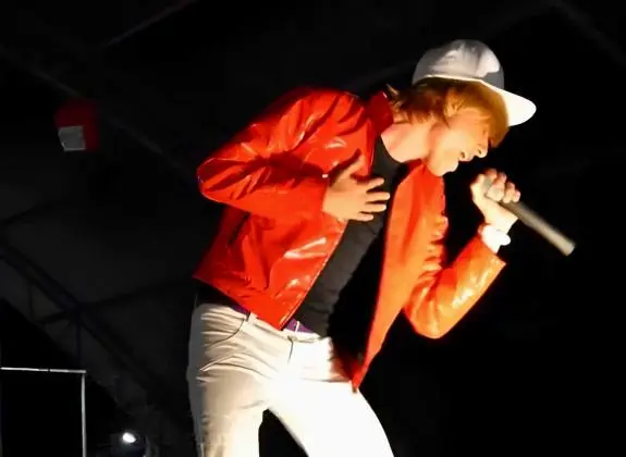 Justin Bieber show cover