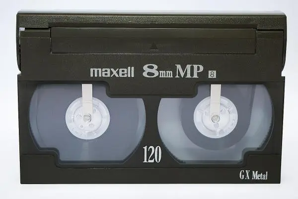 Transferimos seus vhs, dvd, cd, fita k7, super 8 para pendrive, hd, ou nuvem 34 998847343 Nilson