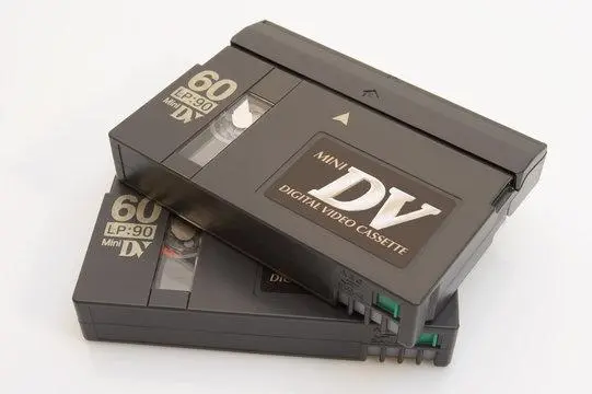 Transferimos seus vhs, dvd, cd, fita k7, super 8 para pendrive, hd, ou nuvem 34 998847343 Nilson