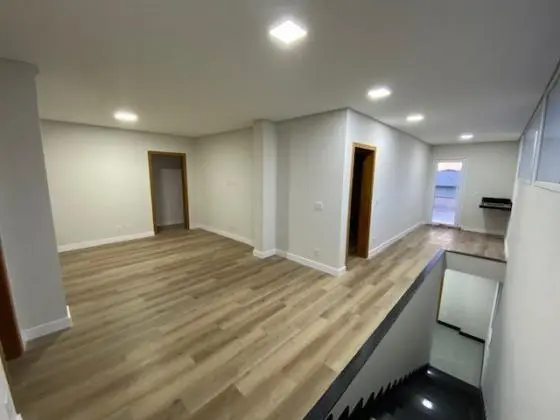 Belissima Casa no Condominio Jaguary