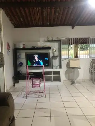 casa cond Sauaçuhy Ipioca prox a praia 3 quartos, piscina