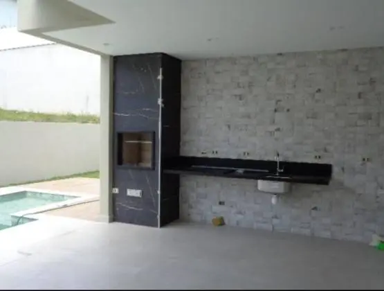 Linda Casa no Condominio Alphaville II