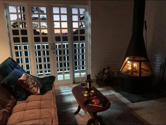 Linda Casa no Condominio Pedra de Fogo