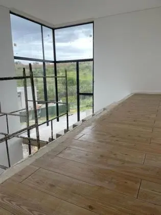 Linda Casa no Condominio Residencial Mônaco
