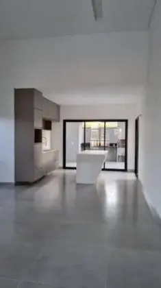 Linda Casa no Condominio Terras do Vale