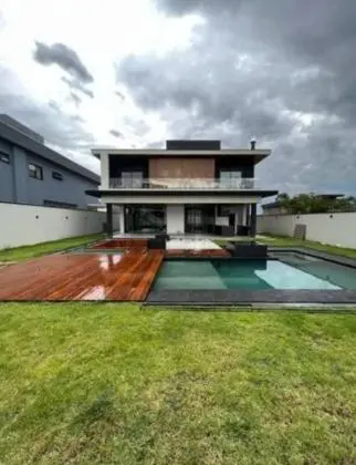 Magnifica Casa no Condominio Reserva do Paratehy Sul