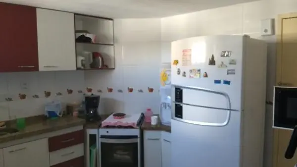 vendo amplo apto 3 quartos em Ponta Verde prox a praia