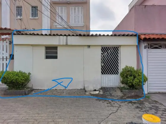 Alugo casa para fins comerciais