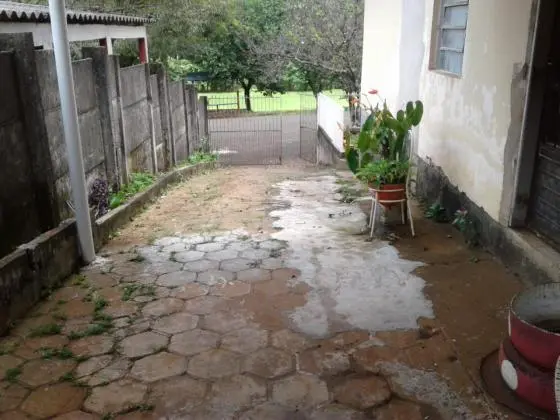 Casa Adriano Correia