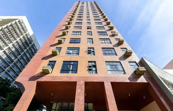 Conjunto Comercial na Avenida Candido de Abreu, 19° Andar, com 95M2 Privativos