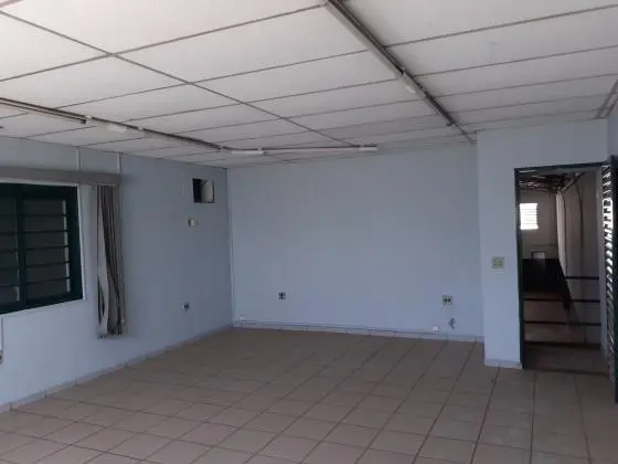 Galpão 450m2 Avenida Brasil Próximo ao Aeroporto de Ribeirão Preto SP