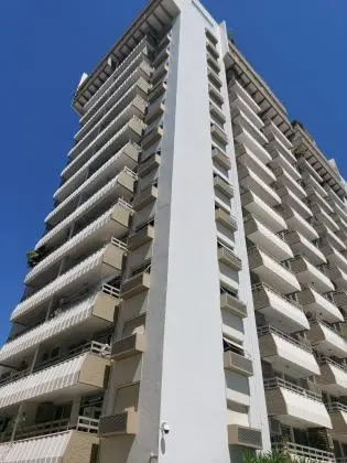Loja Espaçosa Disponível em Copacabana!