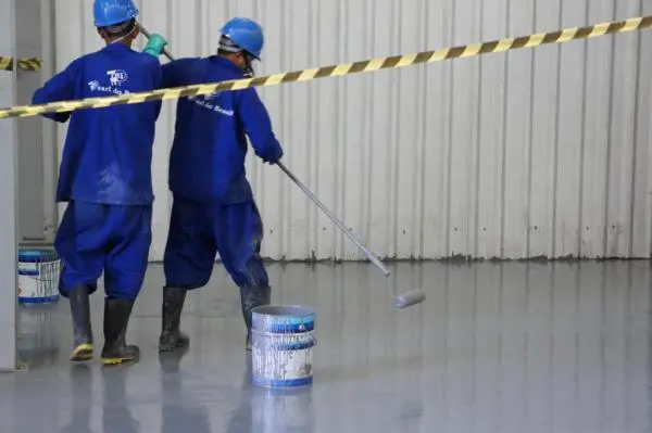 Pintura De Piso Em Epóxi Industrial, Garagens & Galpões.