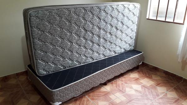 Excelente cama box  da marca Form Spuma  modelo Millenium Spring