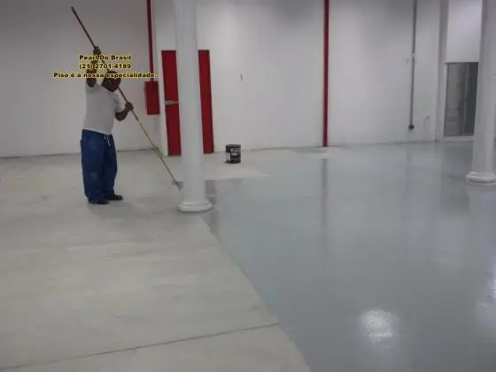 Pintura De Piso Em Epóxi Industrial, Garagens & Galpões.