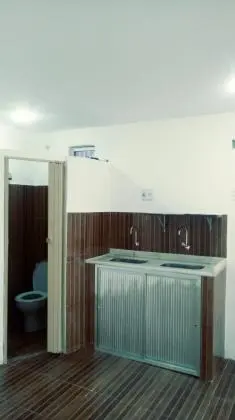 Alugo imóvel (Excelente Ponto  - De frente para a rua  - 35 m2)